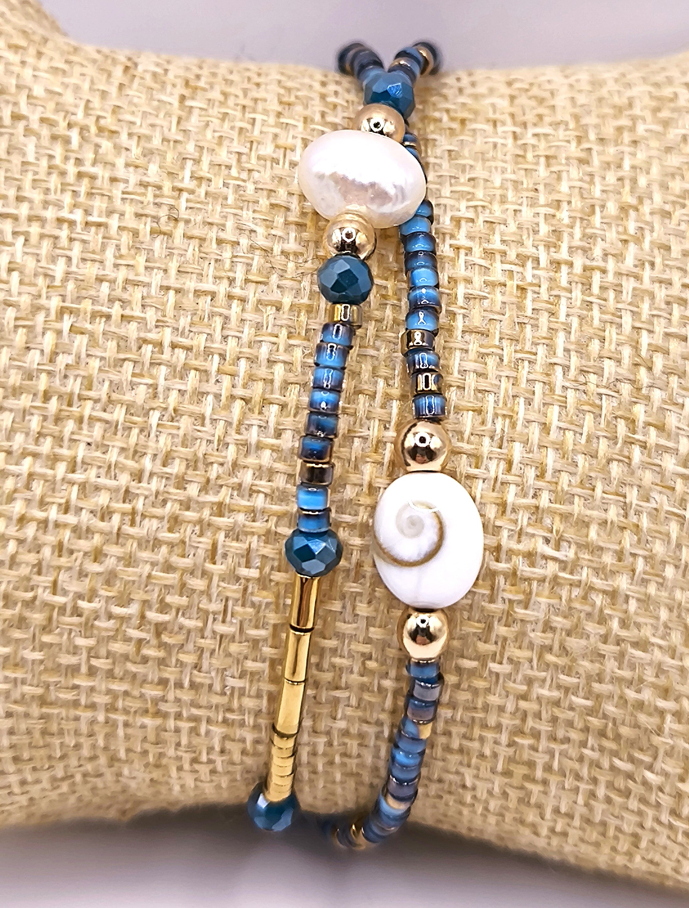 Perlenarmband aus Süßwasserperlen und Shivaauge für Damen