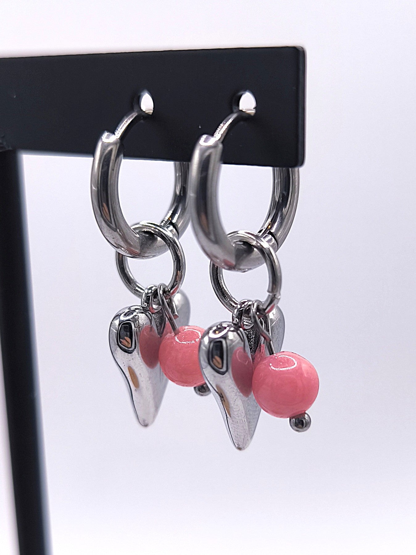 Ohrringe aus Chalcedon und Edelstahl-Herz für Damen