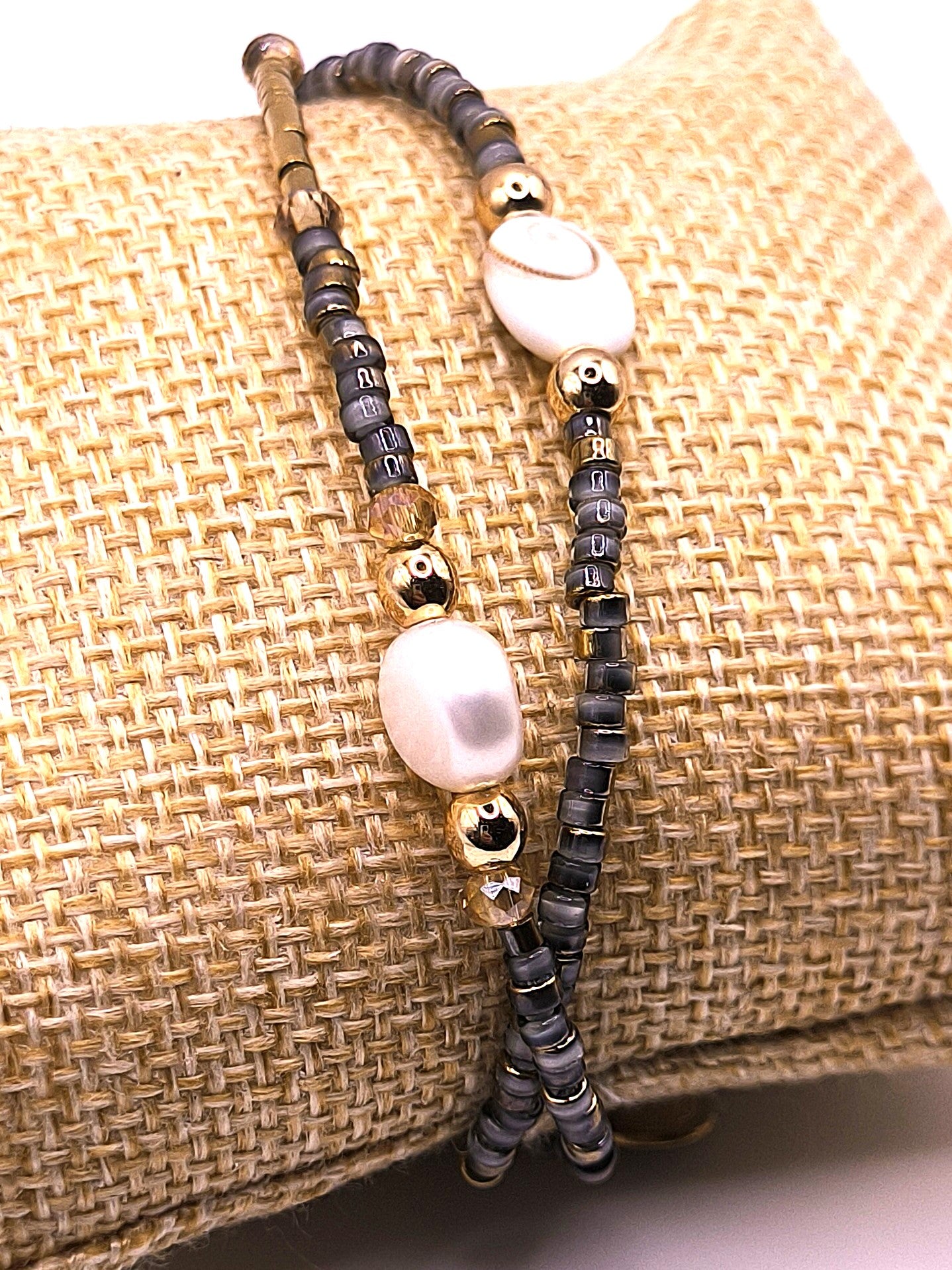 Perlenarmband aus Süßwasserperlen und Shivaauge für Damen