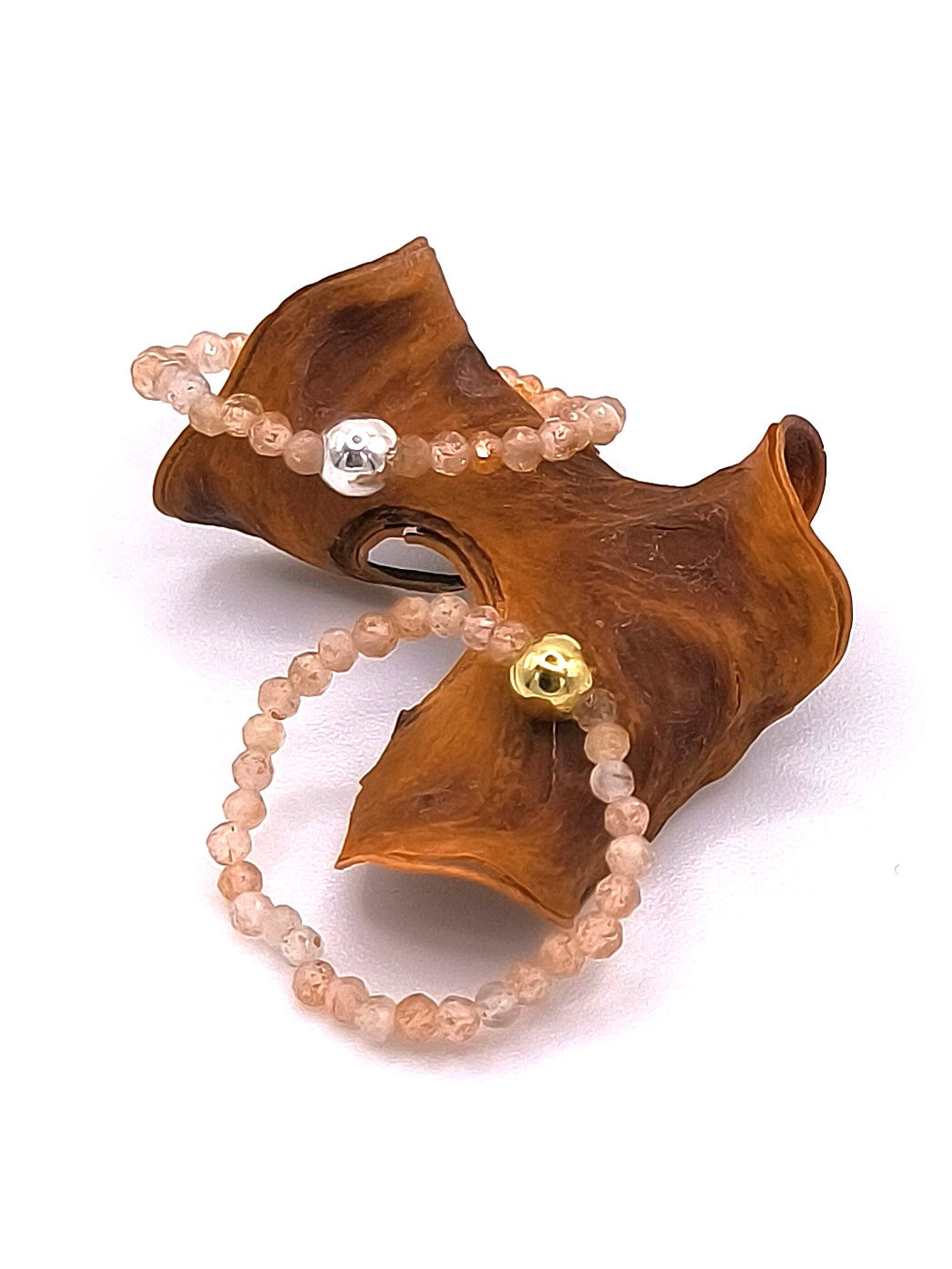 Ring aus Sonnenstein und vergoldetem Silber für Damen